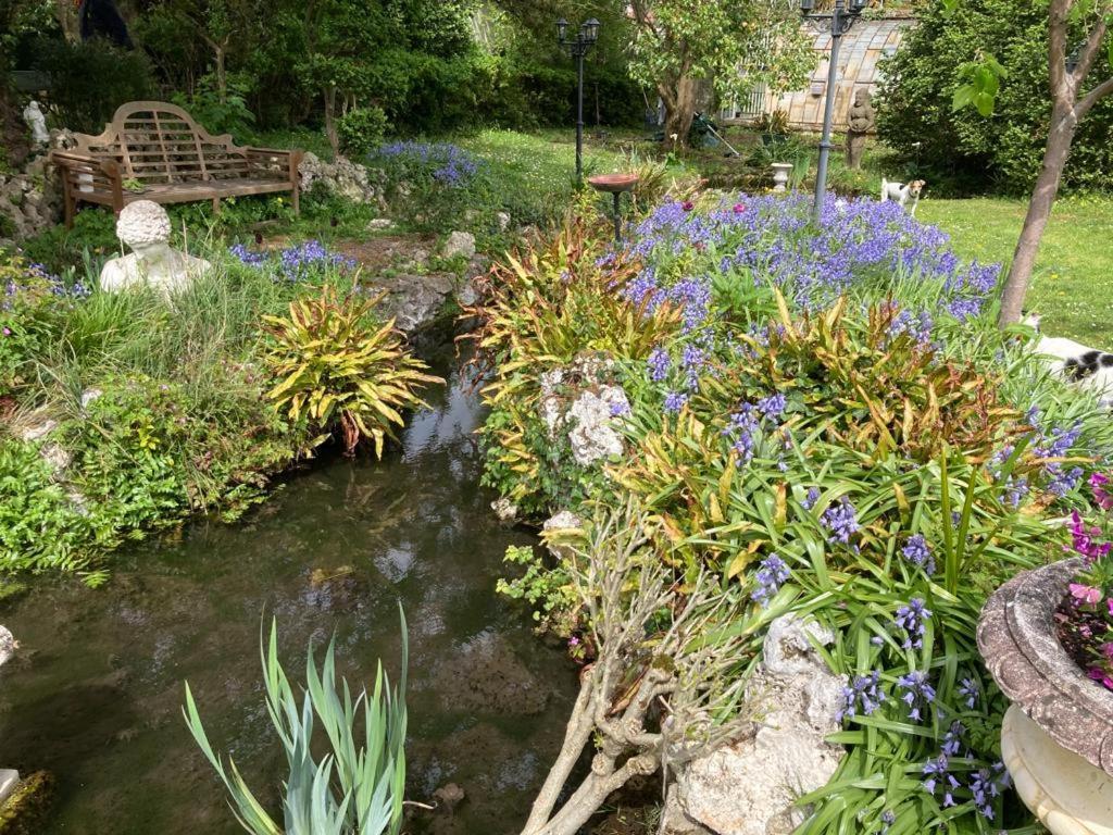 Bed and Breakfast La Gueriniere Bella Romantica Châteauneuf-sur-Charente Exterior foto